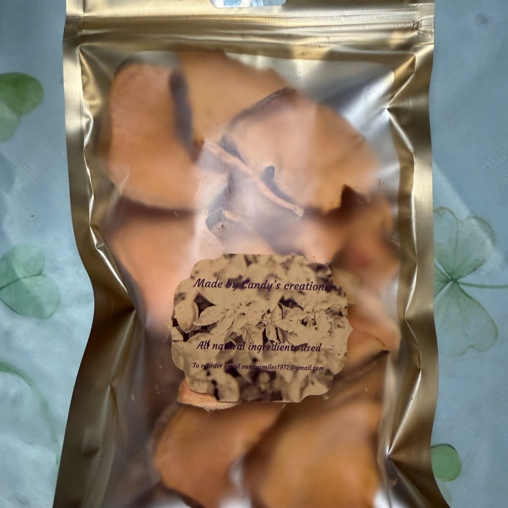 Candy's Creations Natural Pet Treats - Gold dehydrated, sweet potatoes